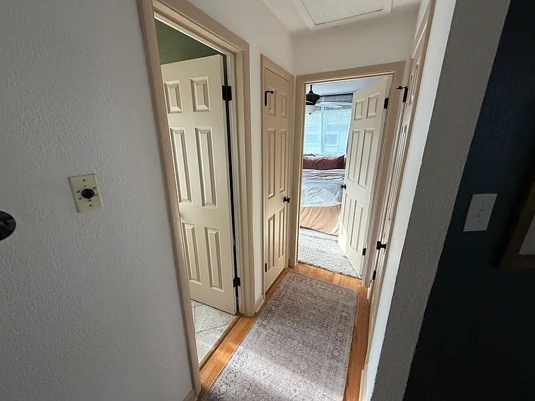 711 S Mariposa Way — Photo 16