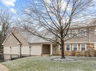 2838 Meadow Ln Unit W2, Schaumburg, IL 60193