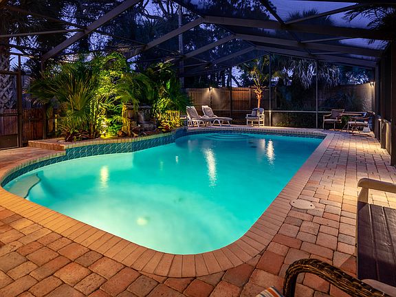 4th image of 63 Seaside Dr
