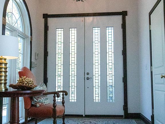 4th image of 101 Park Pl