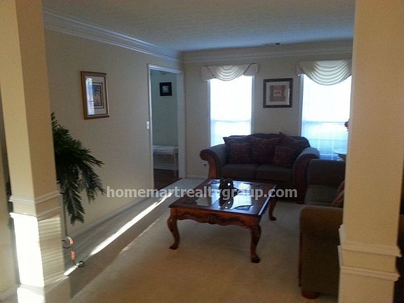3rd image of 1947 Pine Lake Ct