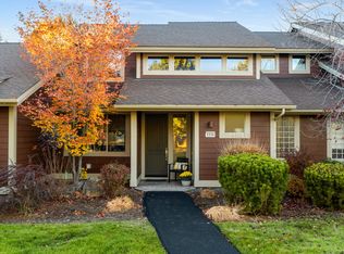 1238 Highland View Loop, Redmond, OR 97756