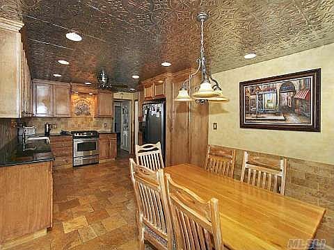 2nd image of 16 Silver St