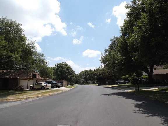 5th image of 5651 Larkdale Dr