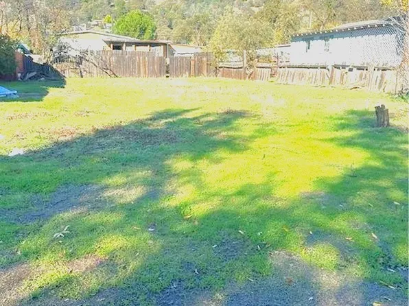 12860 4th St, Clearlake Oaks, CA 95423