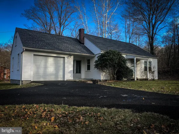 12802 Woodcock Hollow Rd NW, Mount Savage, MD 21545