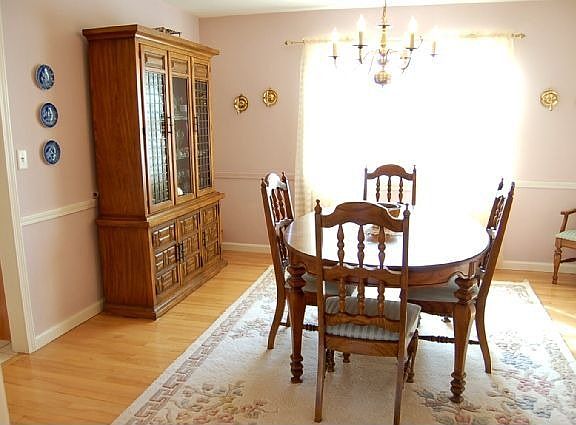 5th image of 4807 Abington Cir