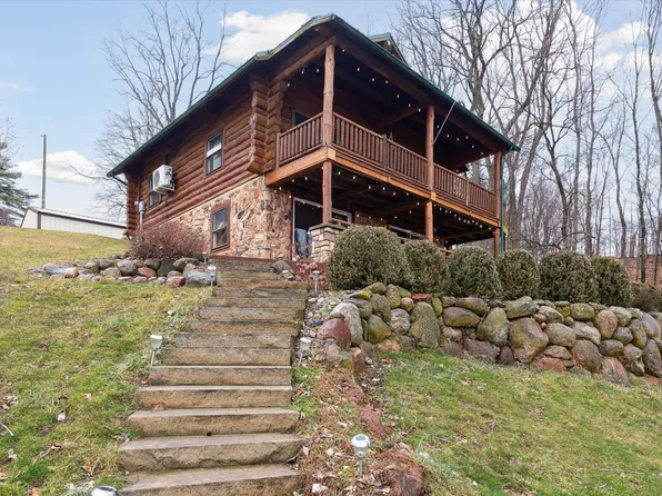 61851 Ochala Dr, Jones, MI 49061