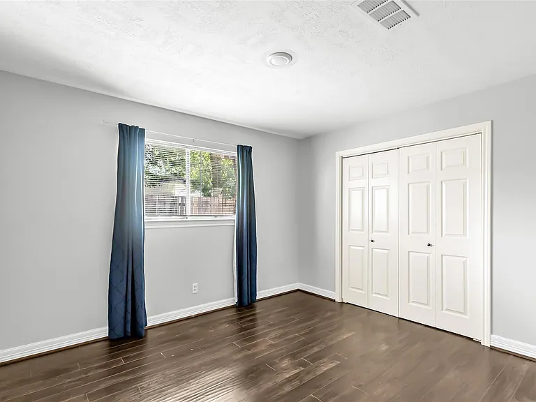 211 W North Hill Dr — Photo 26