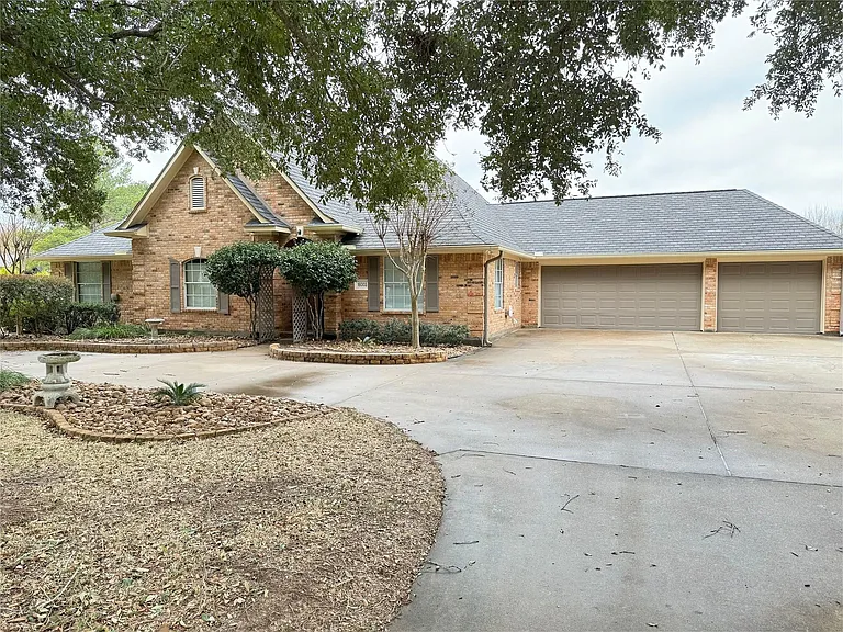 16003 Escher Rd — Photo 3