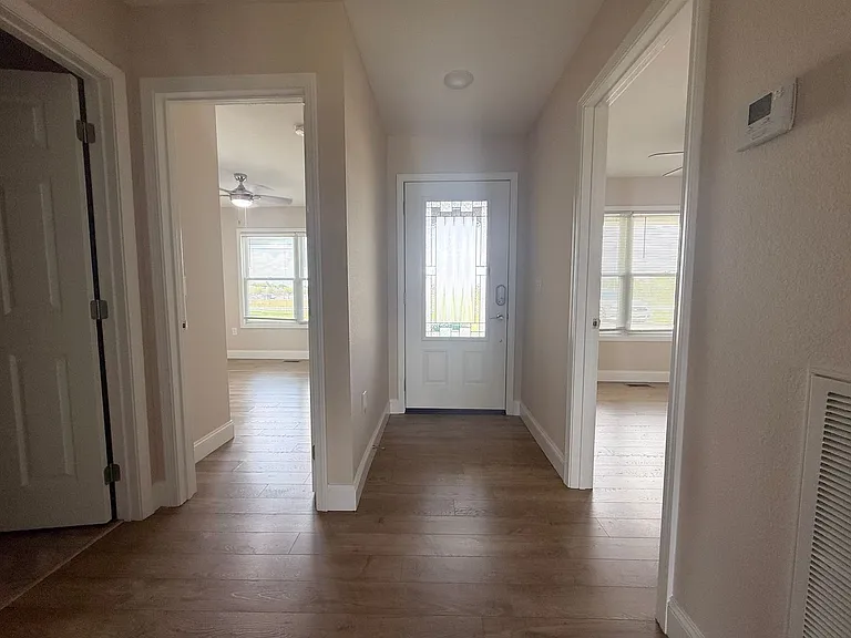 2731 Cook Rd — Photo 3