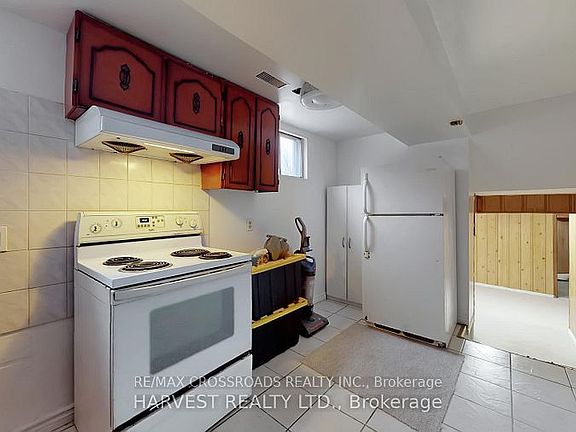 5th image of 40 Greenhedges Ct