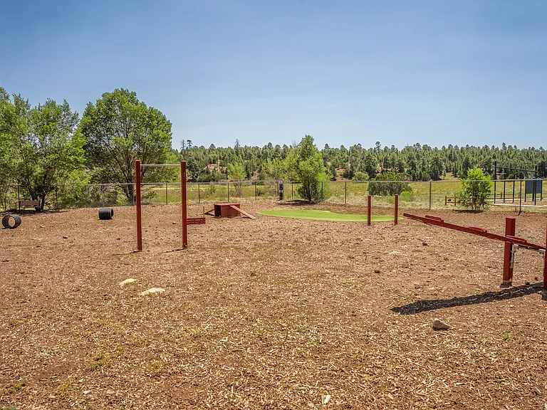 Country Club Vista Apartments — Photo 12