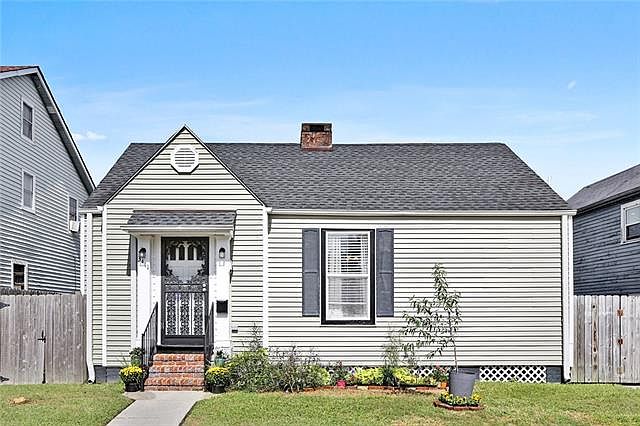 1st image of 3411 Derby Pl