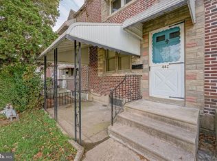 442 Westmont Dr, Collingdale, PA 19023