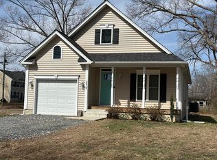 275 Nicholson Dr, Colonial Beach, VA 22443