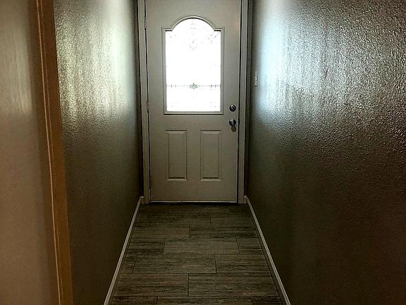 2nd image of 5116 Caroldean St