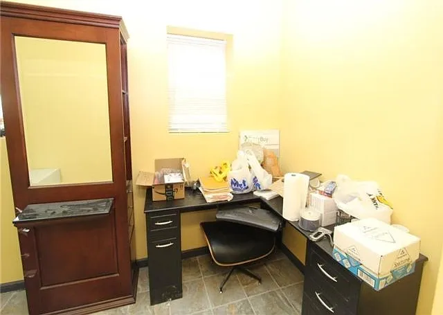 Studio, $3,500 — Photo 3