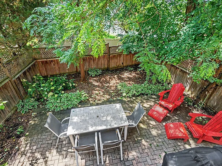 48 Dunbarton Ct — Photo 29