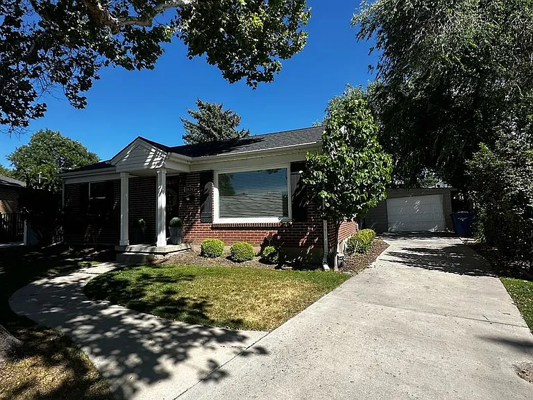 1638 E 3150 S — Photo 35