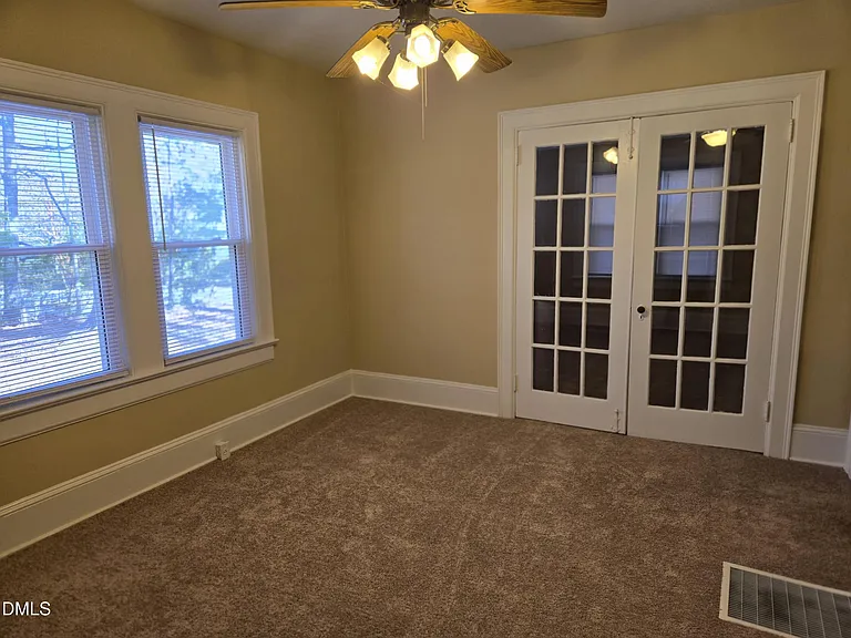 205 N Smithfield Rd — Photo 8