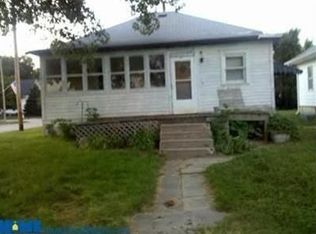 500 3rd St, Utica, NE 68456