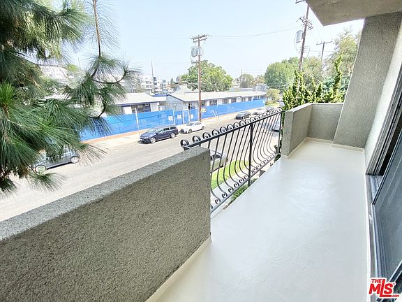 5th image of 1711 Corinth Ave #103