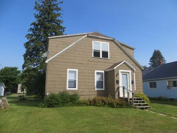 1419 Upland Ave APT B, Rhinelander, WI 54501