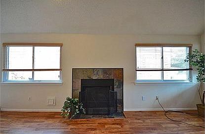 5th image of 12014 Wood Hollow Ln