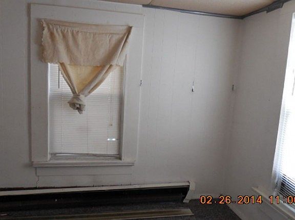4th image of 23 Lincoln Ave
