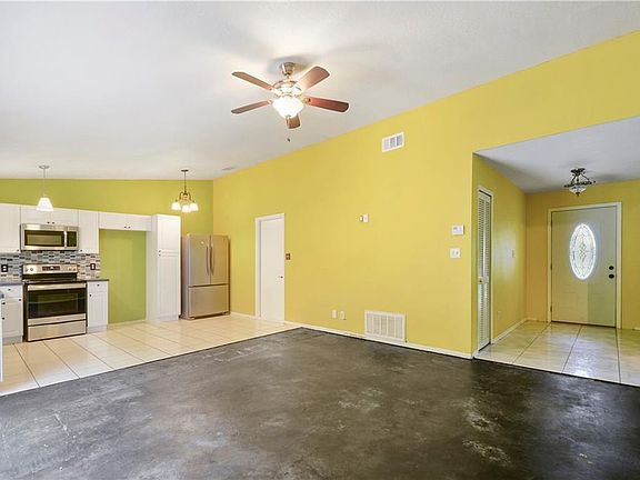 4th image of 492 Wild Fox Dr
