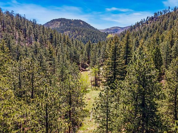 2nd image of 1899 Spring Valley Rd