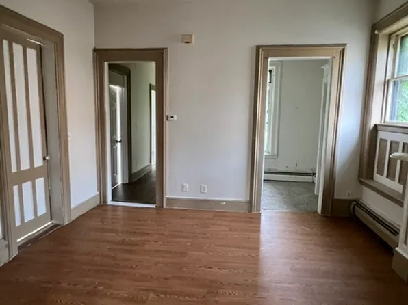 347-349 2nd St #2, Troy, NY 12180