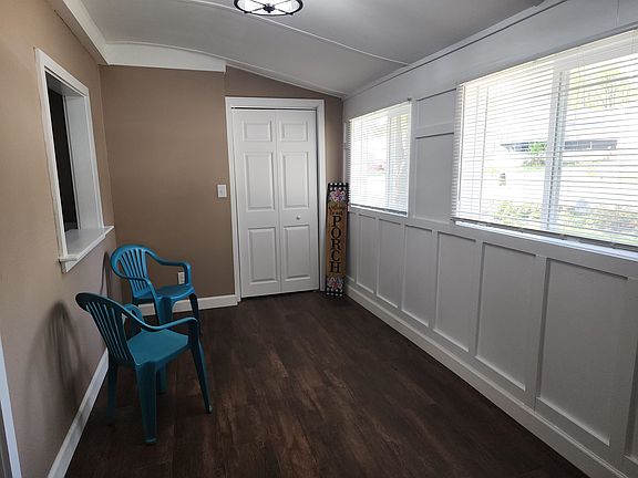 4th image of 9 Sargent Place #88
