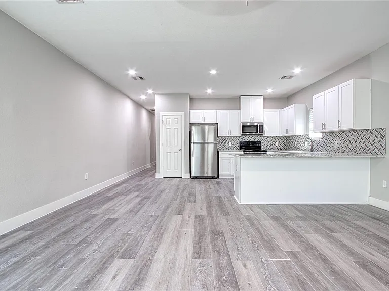9306 Bean St #A — Photo 13