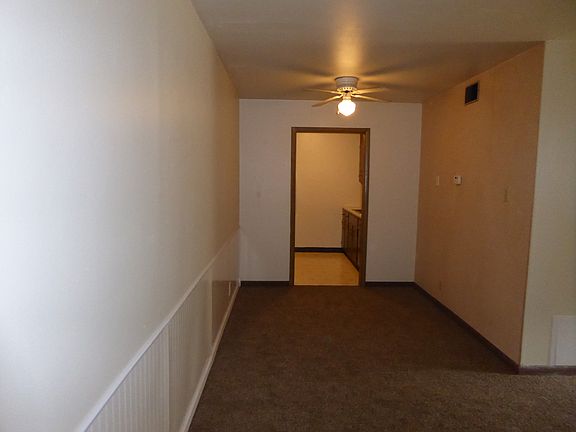 5th image of 600 S 4th St #32-M-027