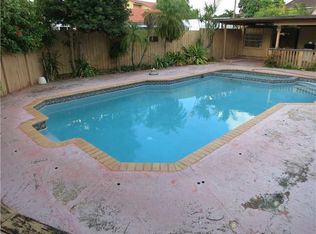 13229 SW 10th Ln, Miami, FL 33184