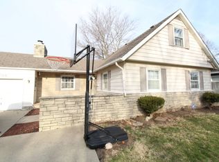 4304 Wakonda Pkwy, Des Moines, IA 50315