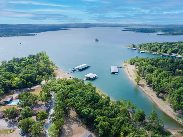 429 E Chinquapin Circle #601, Branson, MO 65616