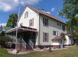 559 Penn St, Linesville, PA 16424