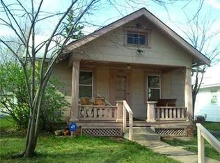 804 W 77th St, Kansas City, MO 64114