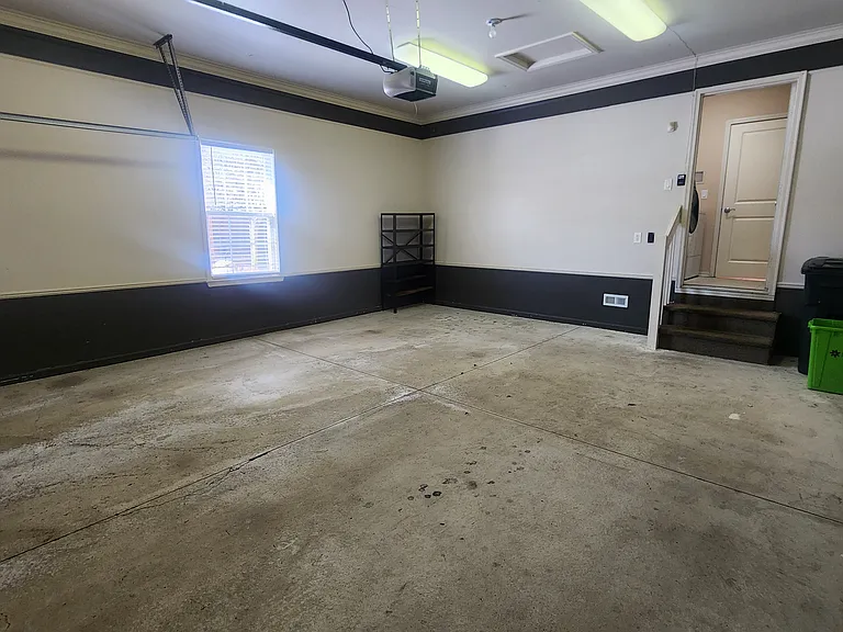 6146 Lone Oak Cir #B1 — Photo 18