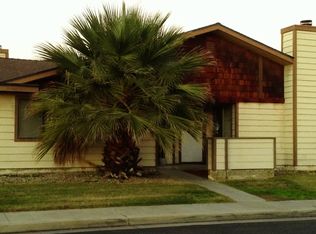2201 N 10th Ave, Hanford, CA