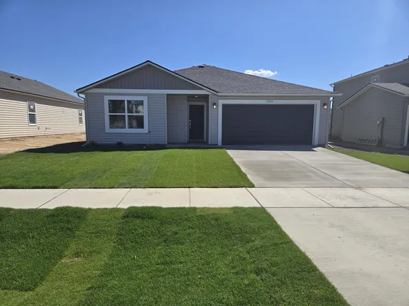 1808 E A St, Deer Park, WA 99006