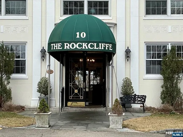 10 Crestmont Rd, Montclair, NJ 07042