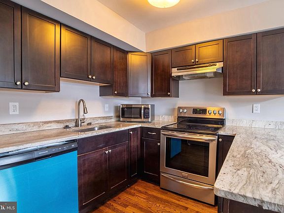 5th image of 1805 E Lamley St