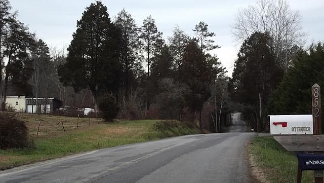 2nd image of 859 Byrams Fork Rd