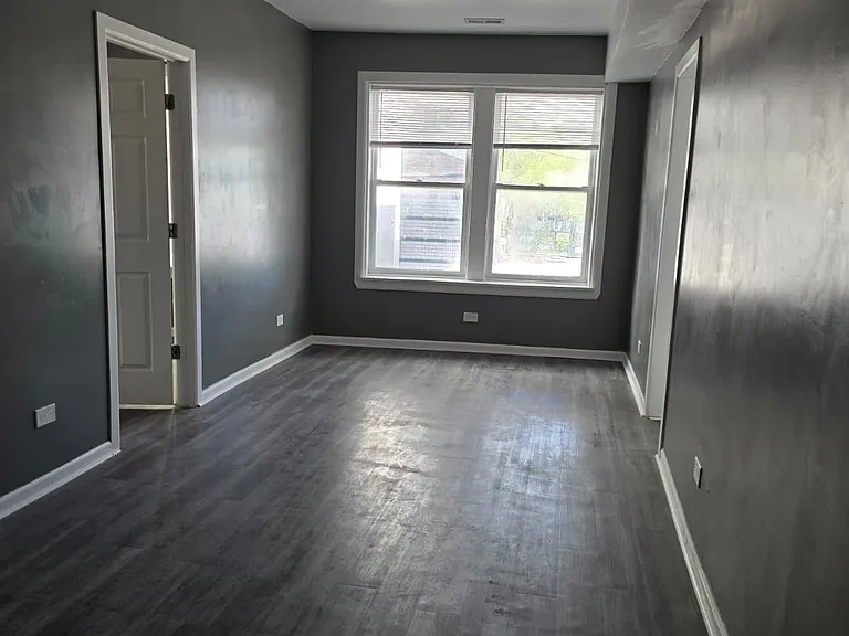346 N Laramie Ave #2N — Photo 6