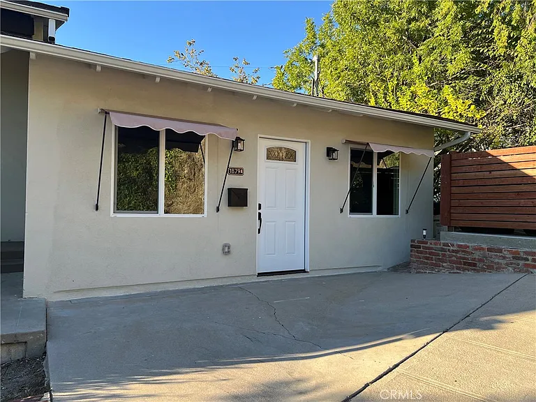 1879 Verdugo Loma Dr #A — Photo 2