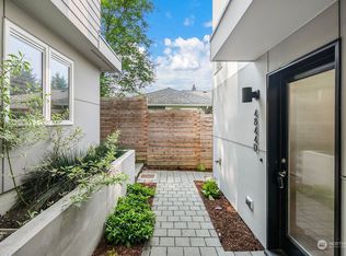4844 Fauntleroy Way SW #D, Seattle, WA 98116